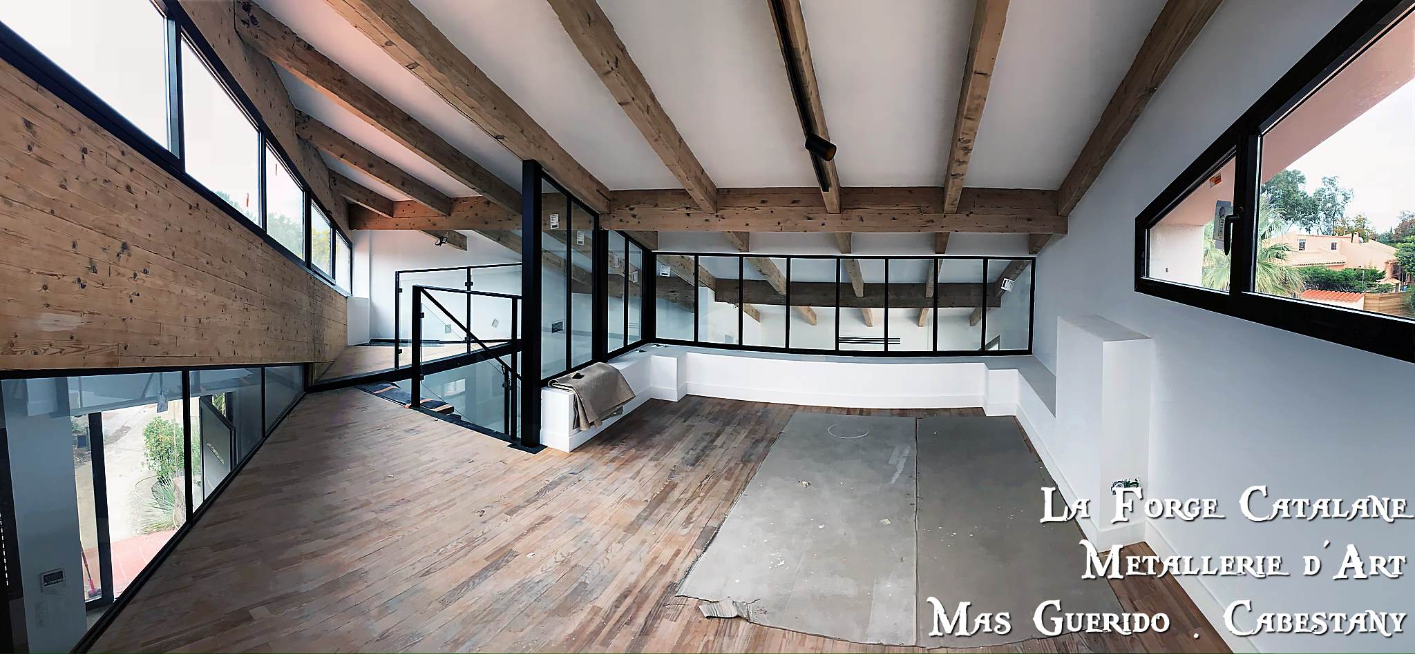 verriere fixe sur mezzanine vitrage clair forge catalane (5).jpg